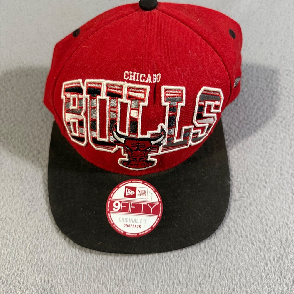 Chicago Bulls New Era 9FIFTY Snapback Hat Cap Red Black NBA Basketball